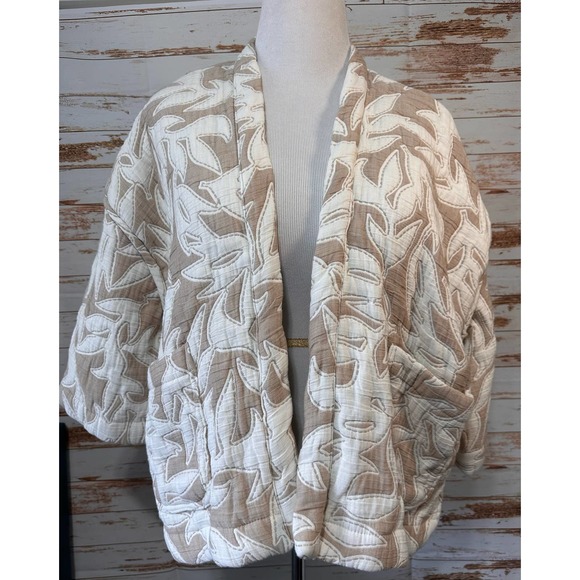 Universal Thread Jackets & Blazers - Universal Threads Womens Cropped Duster Quilted Leaf Print One Size